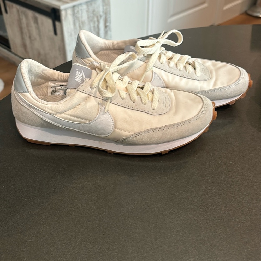 Women’s Nikes